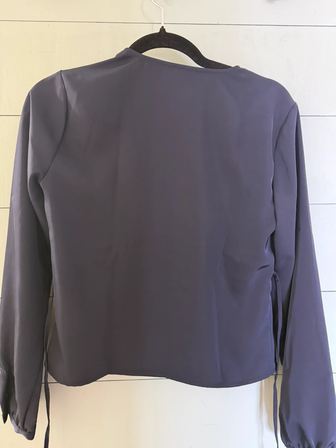 Banana Republic Silky V-Neck Top - Navy Blue - Size 2 - photo 4