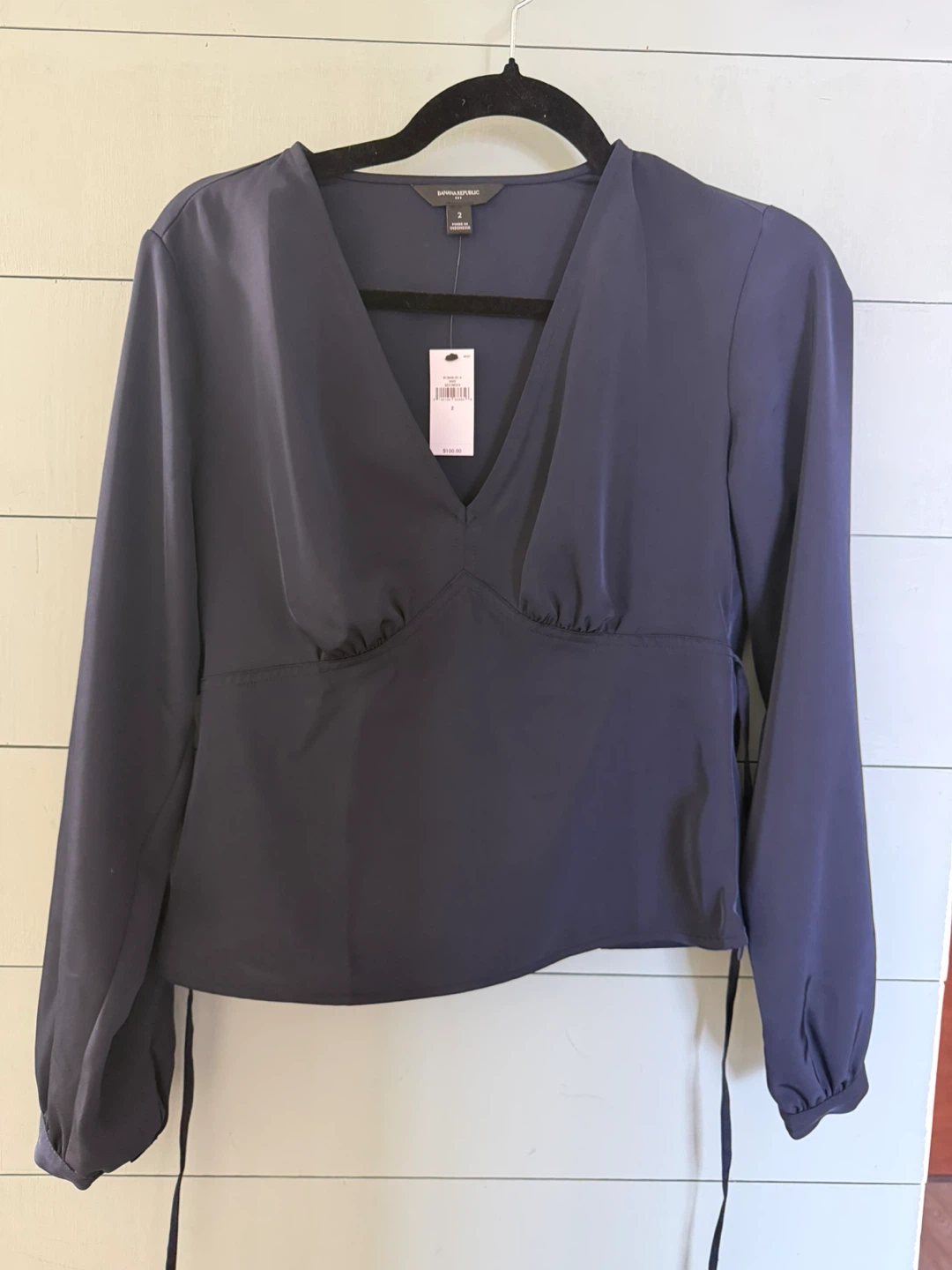 Banana Republic Silky V-Neck Top - Navy Blue - Size 2 - photo 3