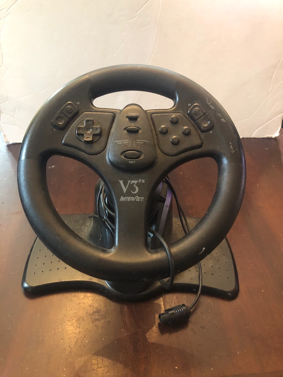 Video Game Steering Wheel. V3 FX InterAct.