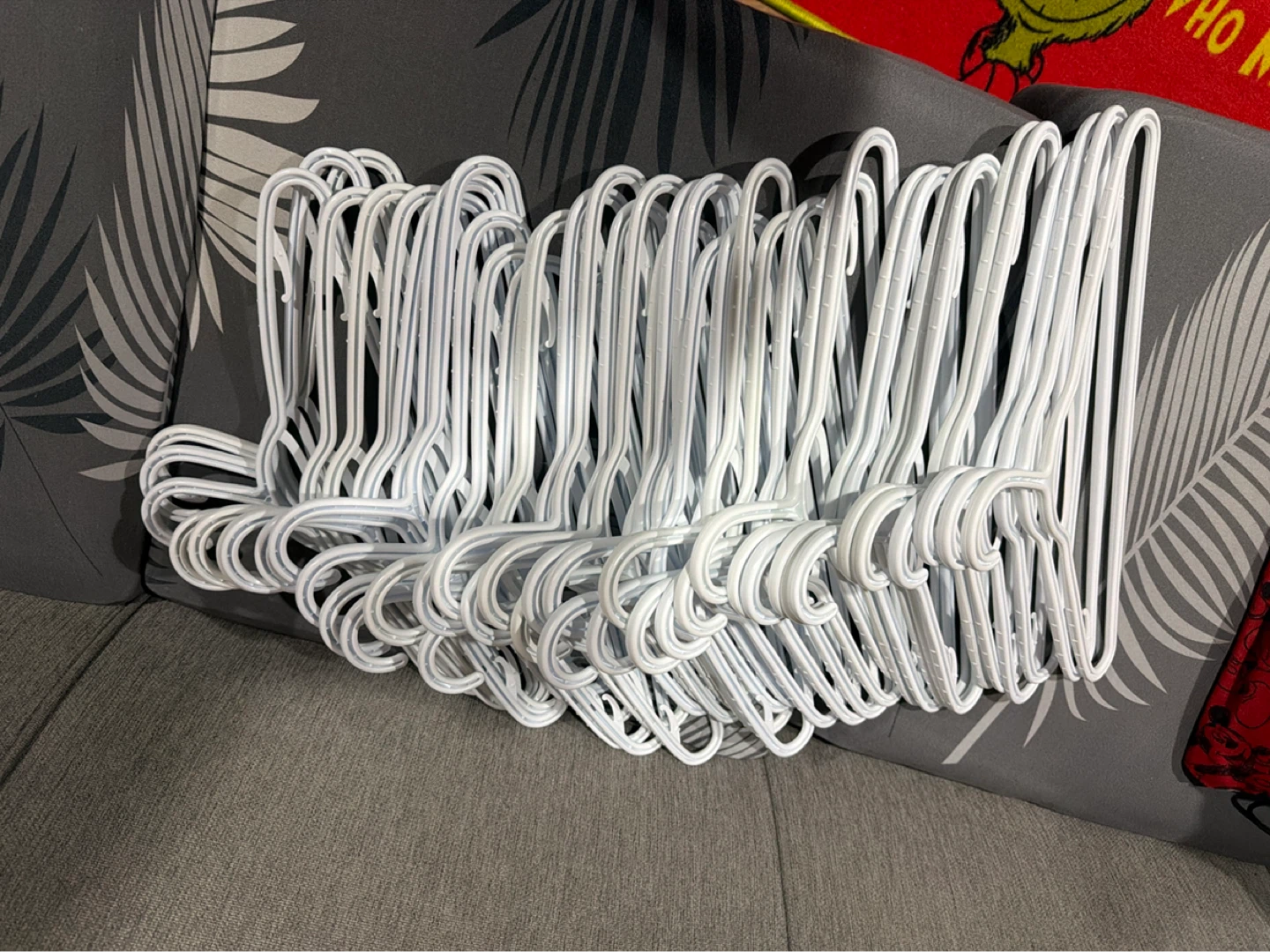 White Clothes Hangers - Set of 40
