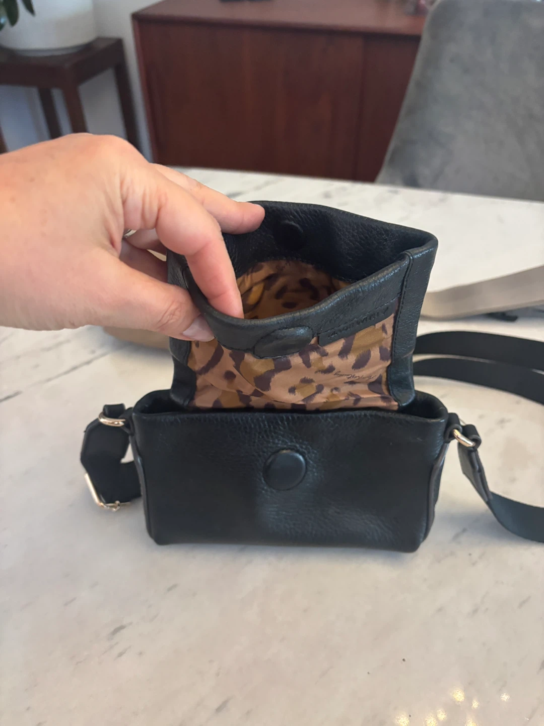 Leather pouch purse - photo 3