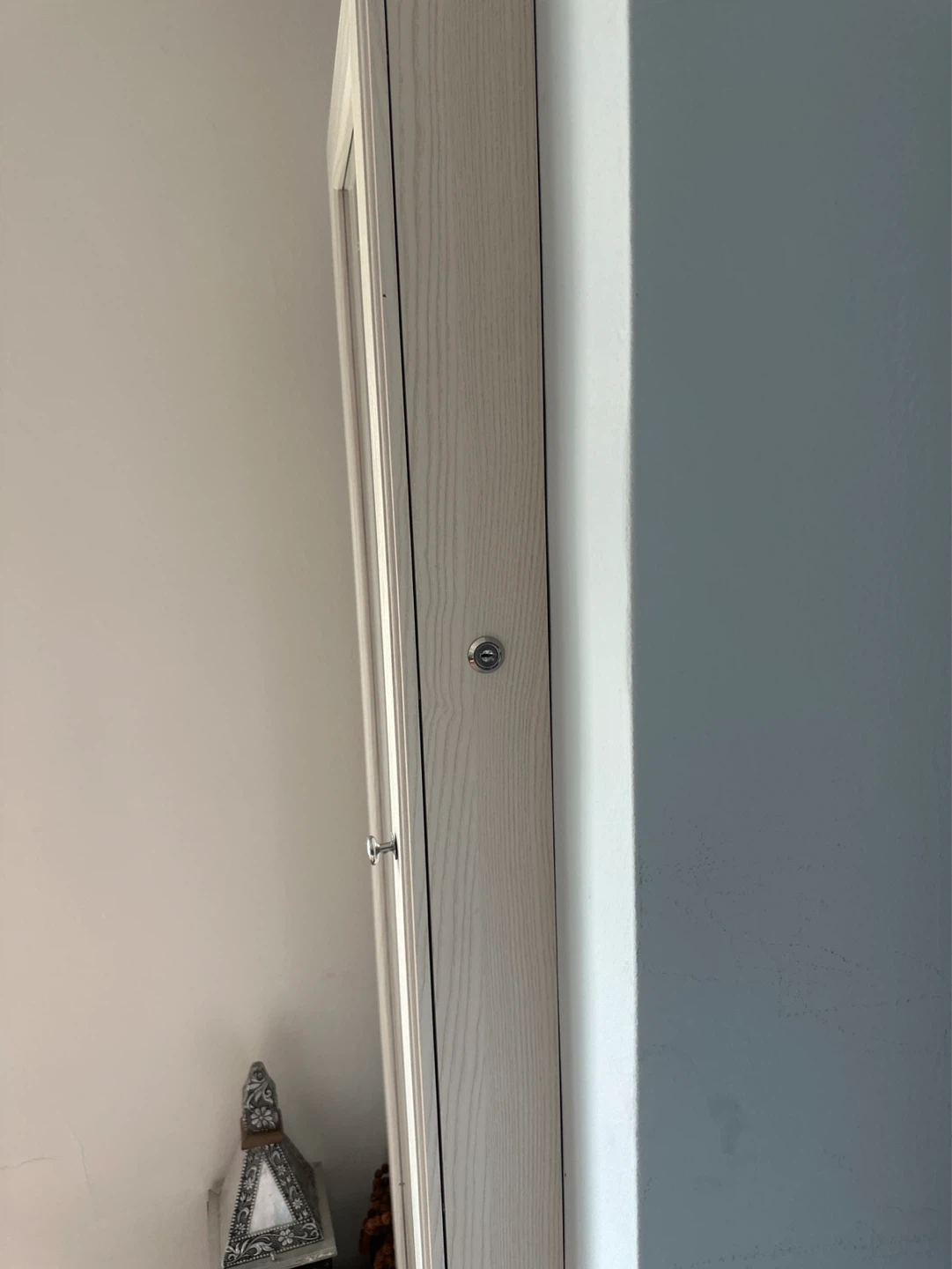 White Mirrored Jewelry Armoire Cabinet - photo 4