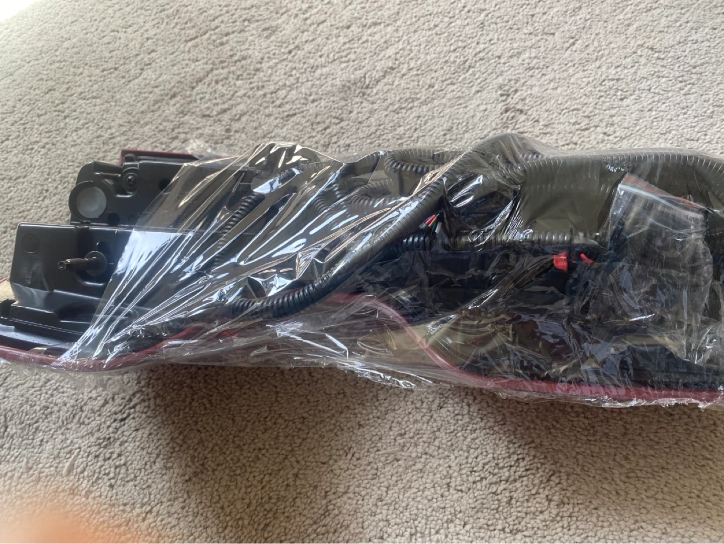 Tail light fit Silverado - photo 3