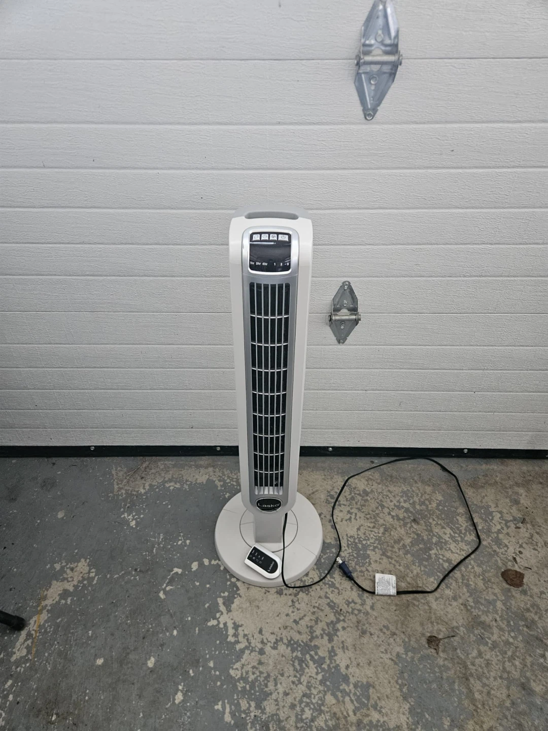 Lasko White Oscillating Tower Fan with Remote - photo 2
