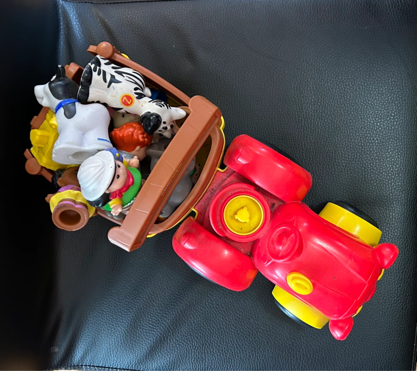 Happy Tractor full of Little People and animals - photo 2