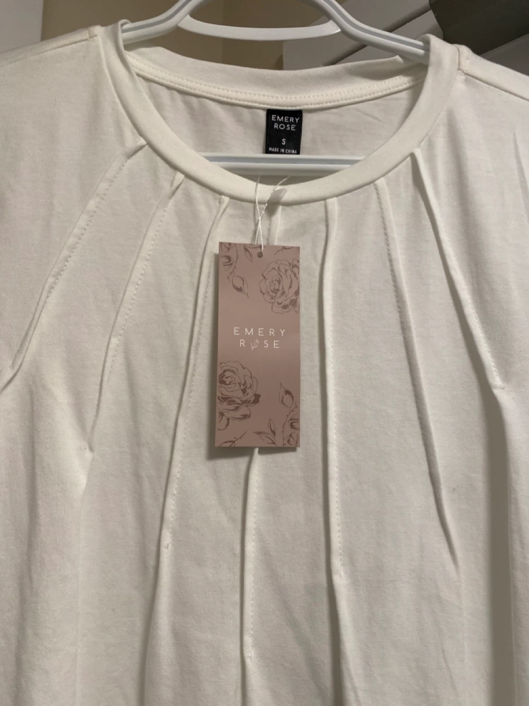 Emery Rose White Lace Sleeve T-Shirt Size S - photo 4