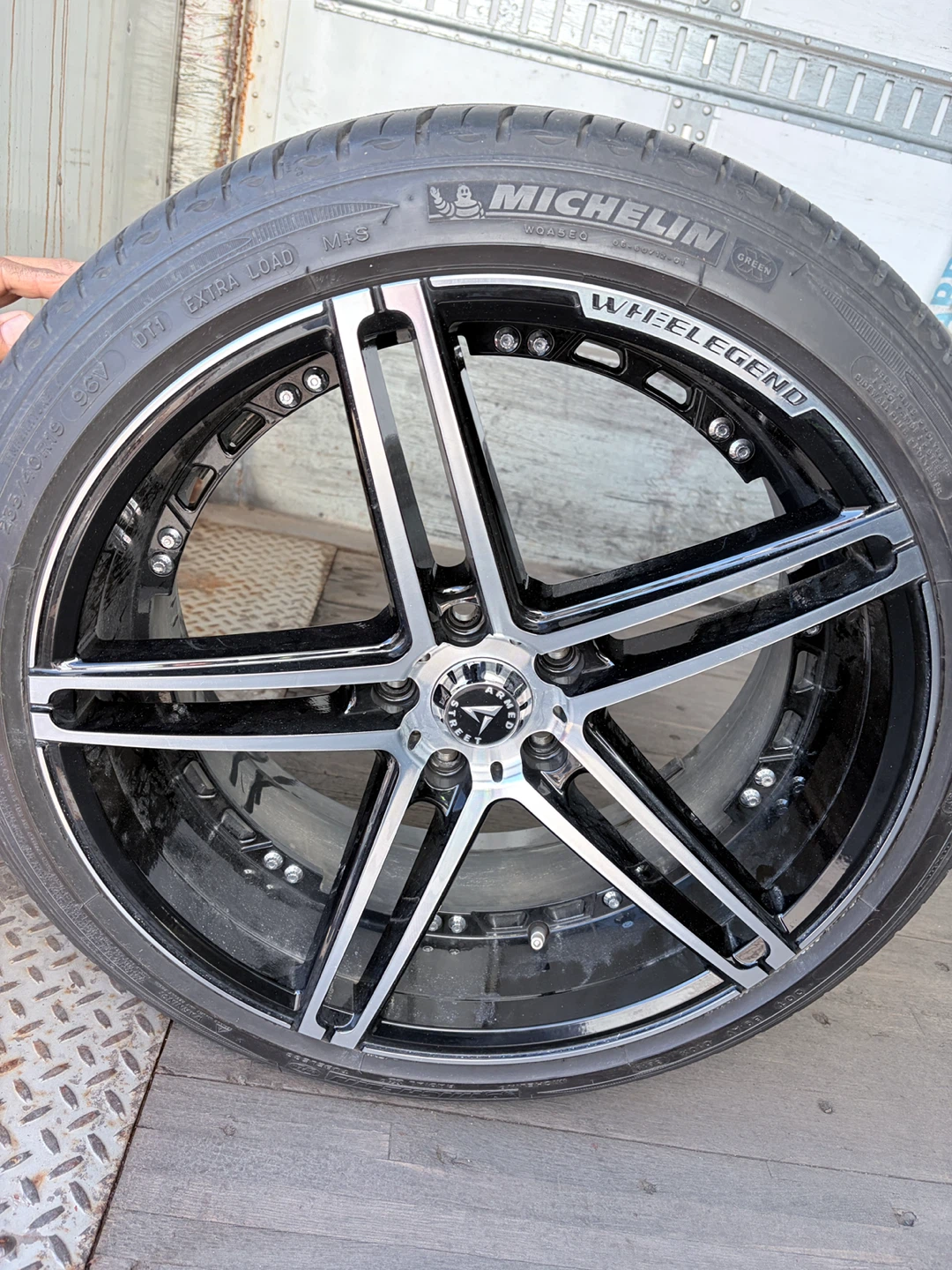 Michelin 235/40R19 Tires and rims  (Set of 4) - photo 2