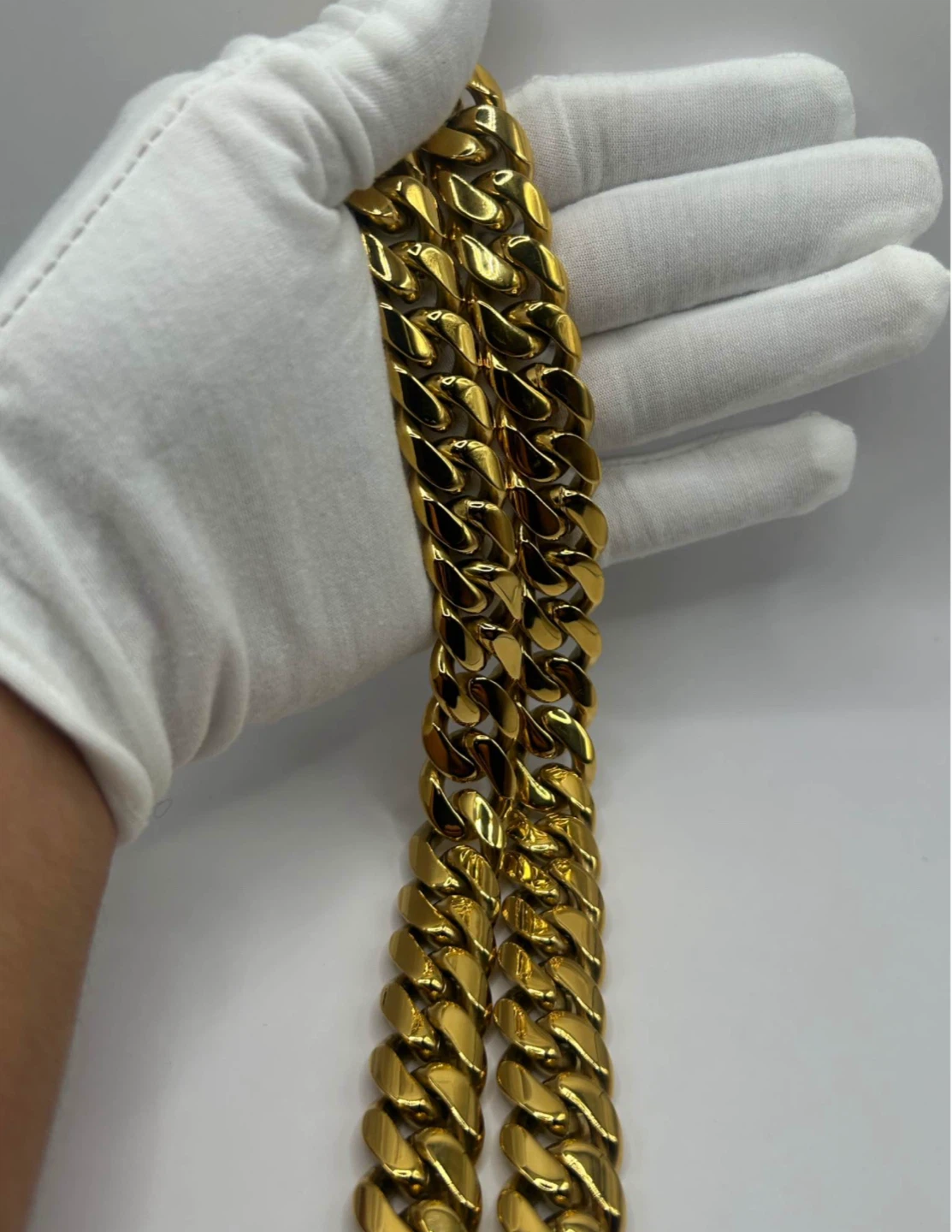 Men's Gold Cuban Link Chain 22 inch - photo 4