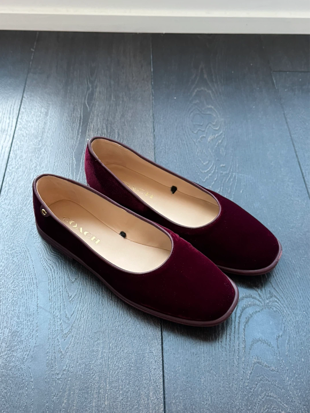 Coach Velvet Ballet Flats Burgundy Size 6 - photo 2