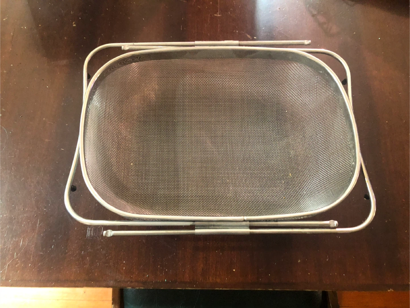 Metal Strainer /Colander Adjustable. Like New. - photo 2