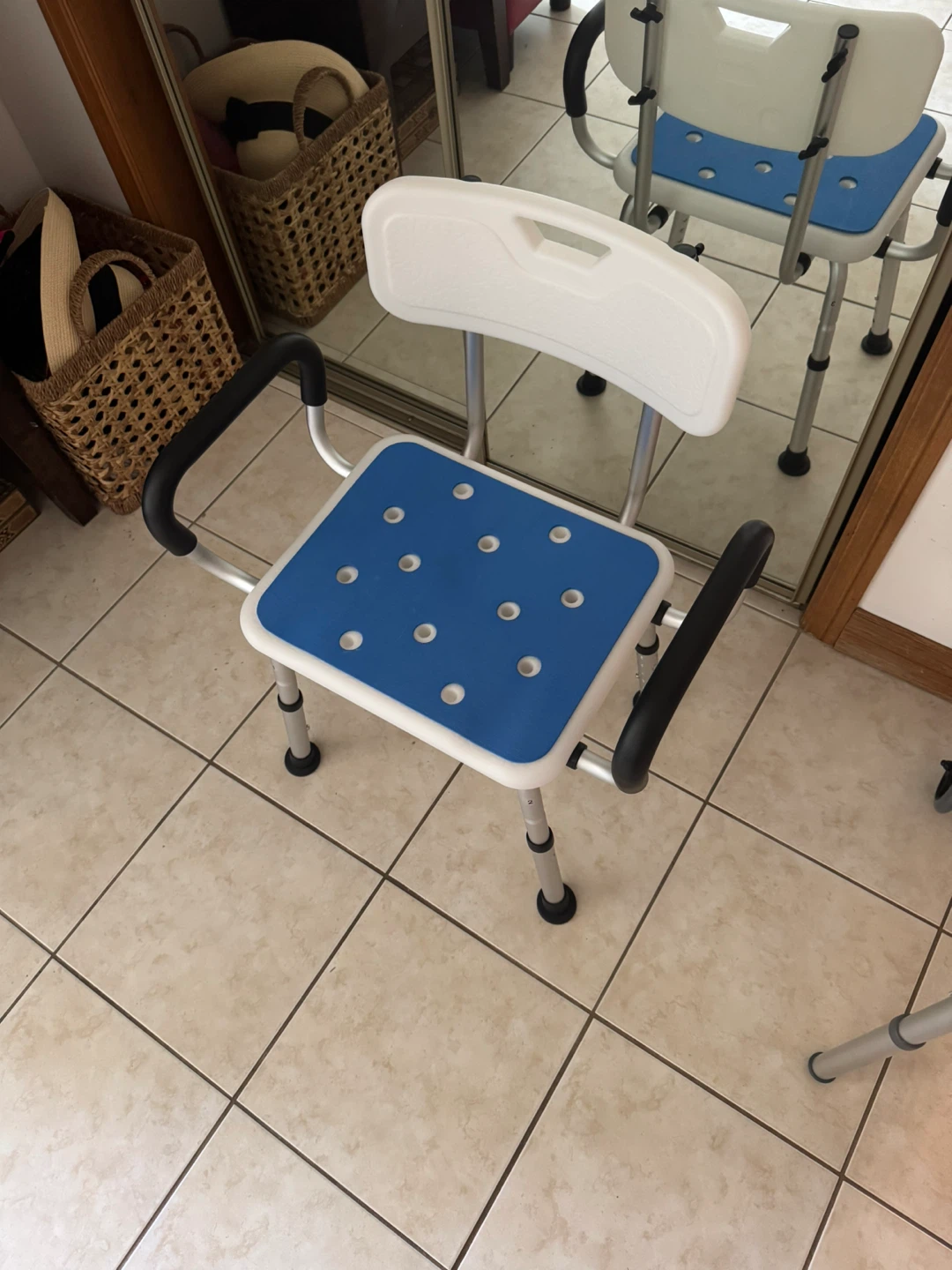 Shower Chair with Back and Arms