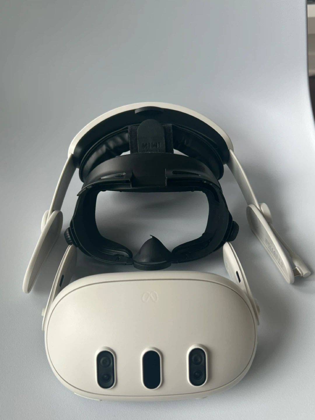 Ultimate GeForce Now Meta Quest 3 VR Headset & Accessory Bundle - photo 2