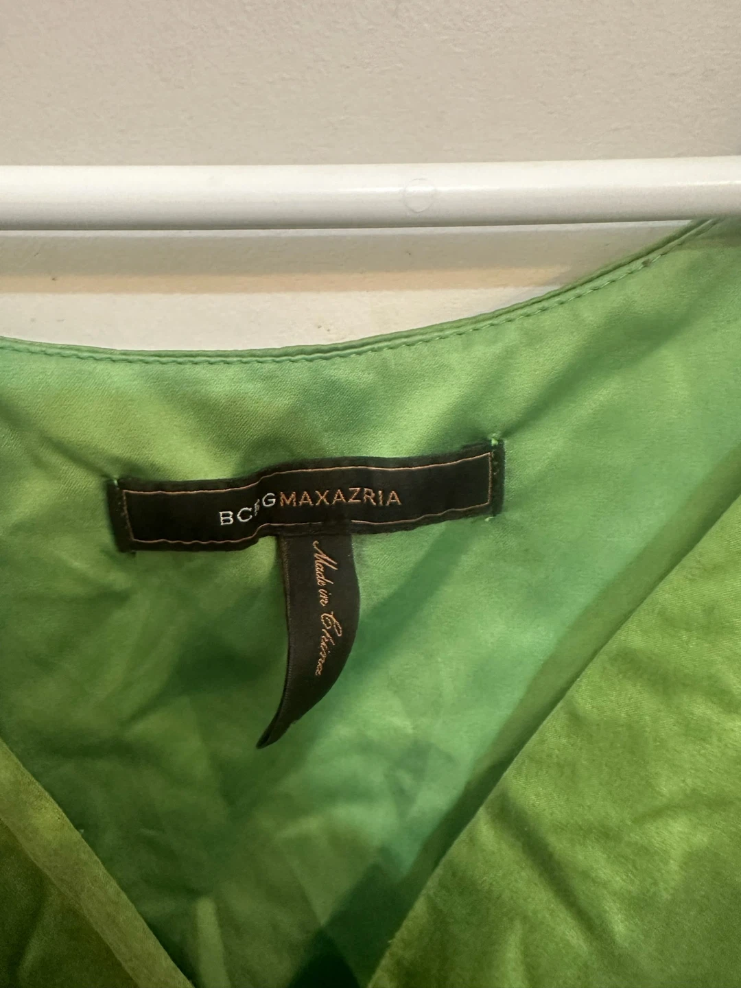 BCBGMAXAZRIA Green Ruched Satin Top small - photo 3
