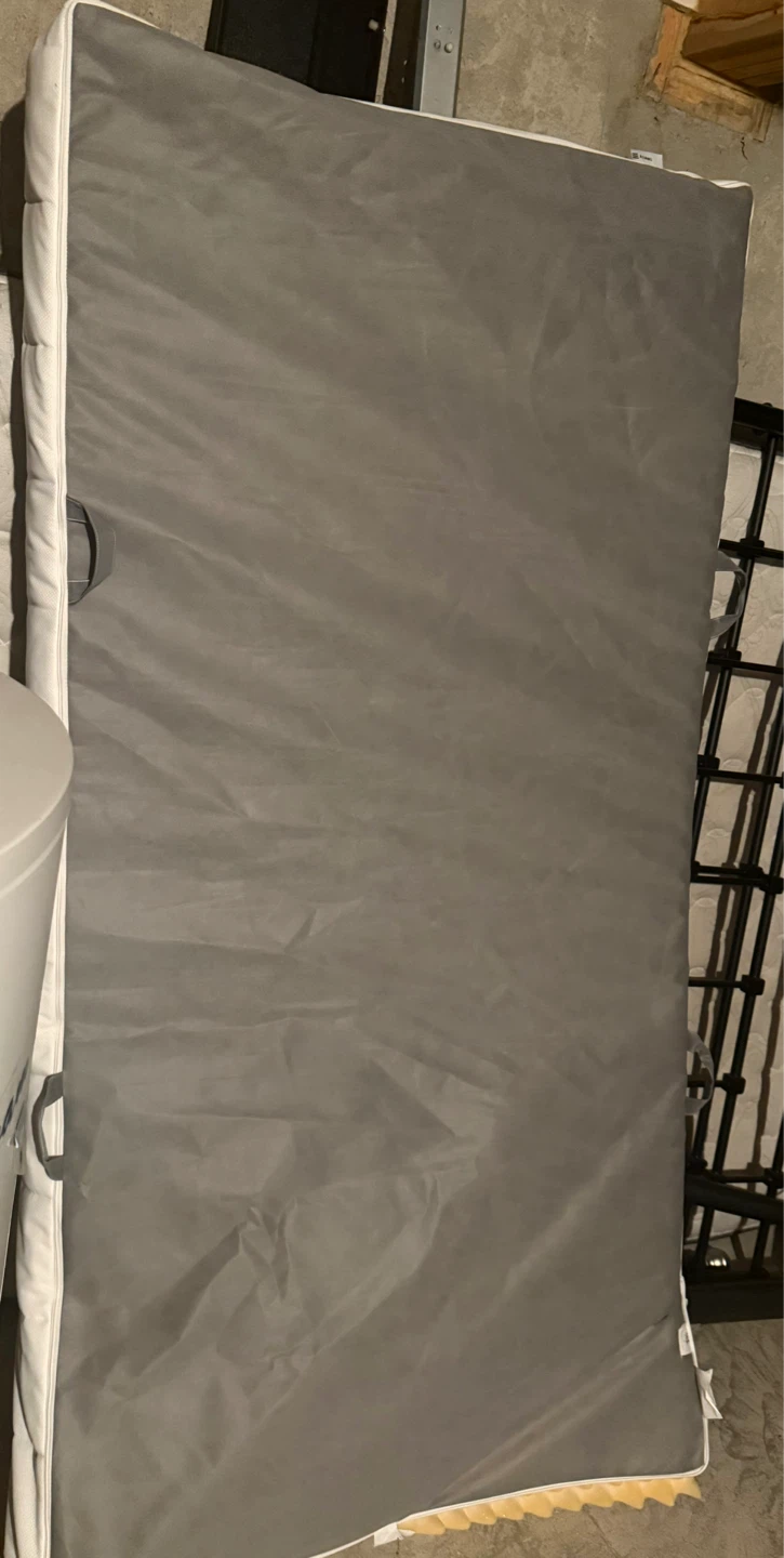 IKEA kids foam twin mattress - photo 2