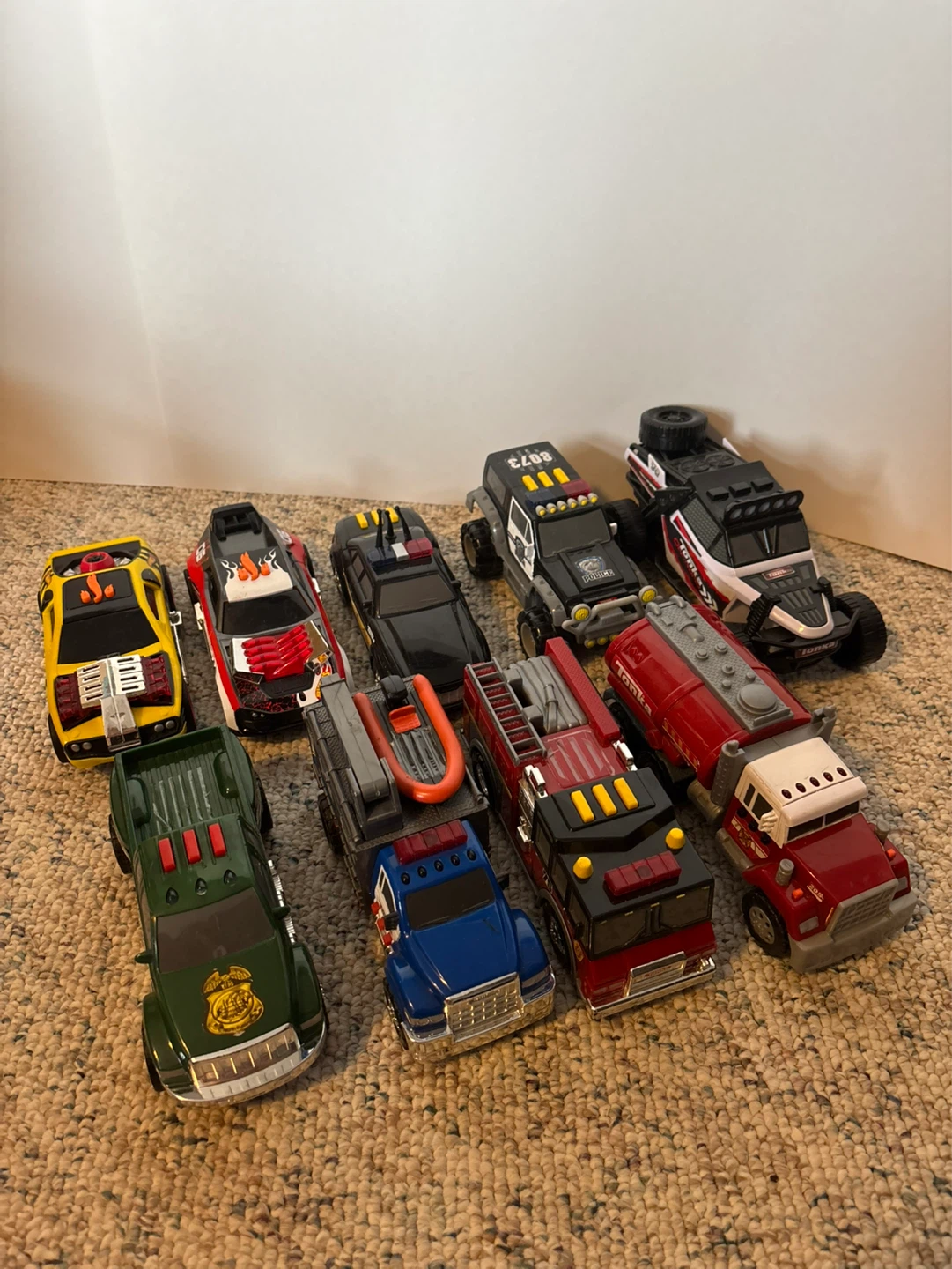 9 Toy Emergency Vehicles, Trucks and cars with working sounds
