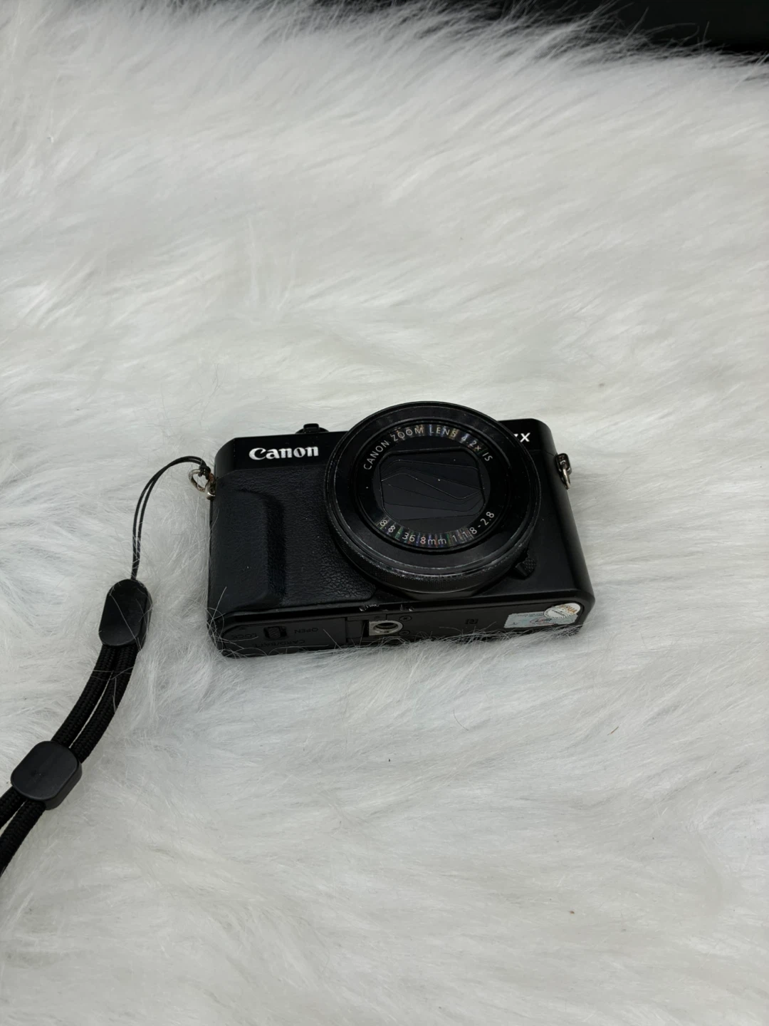 Canon PowerShot G7X Mark II - photo 2
