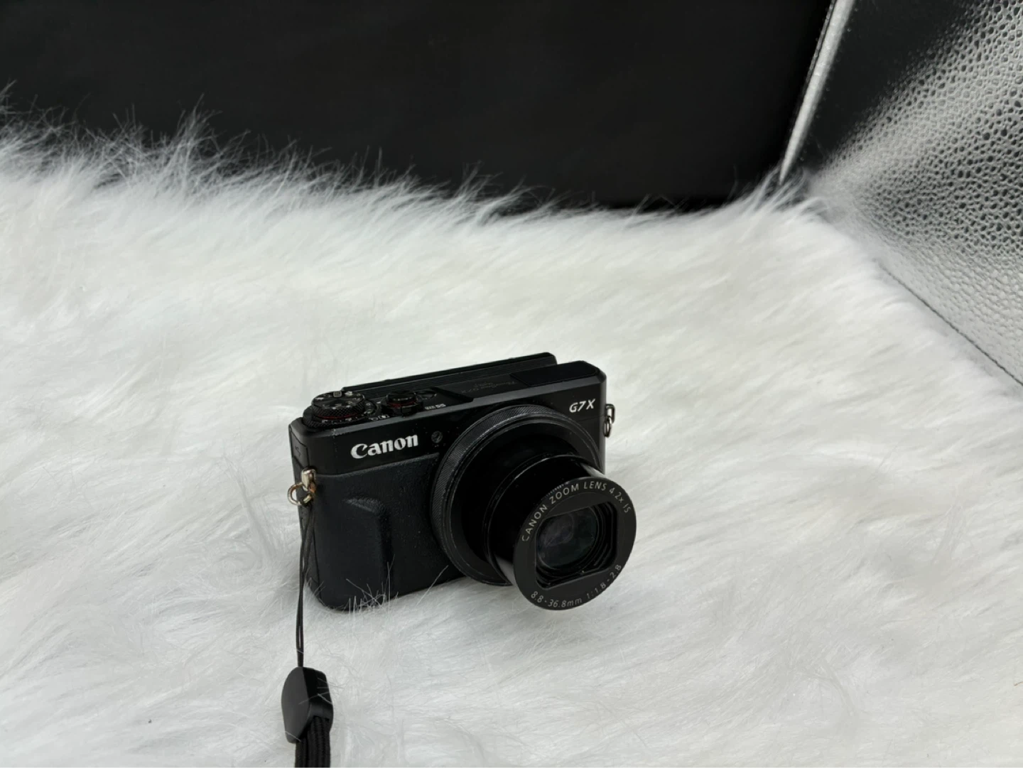 Canon PowerShot G7X Mark II - photo 5