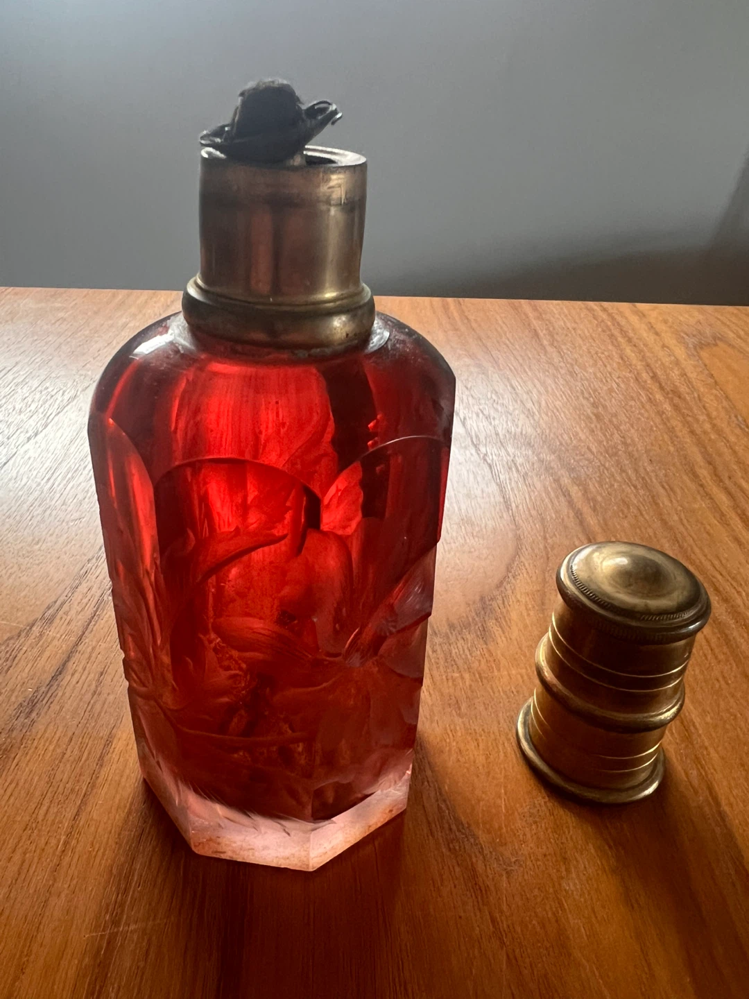 Antique Red Glass Oil Lamp with Brass Accent - photo 2
