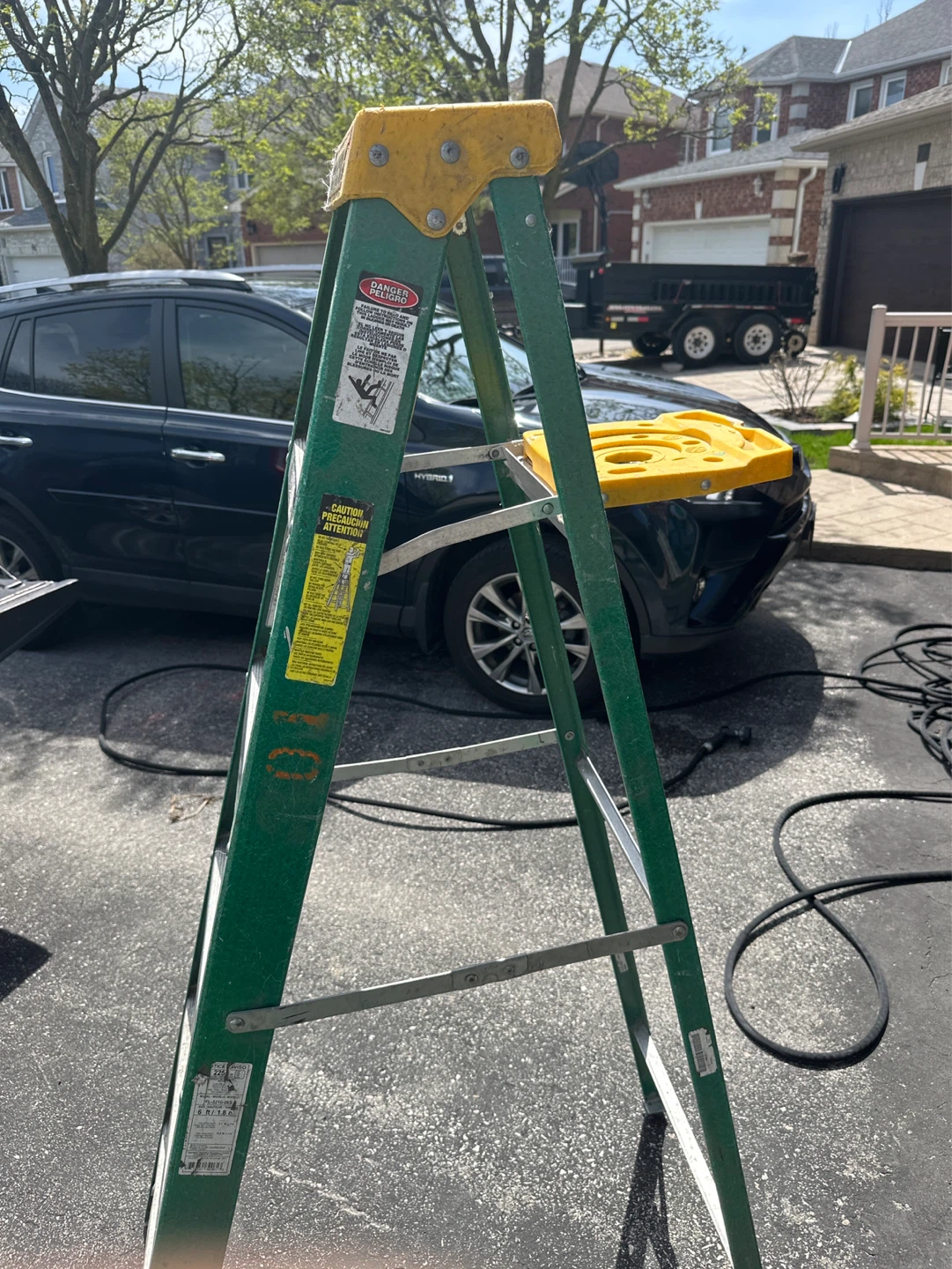 Featherlite 6’ step ladder