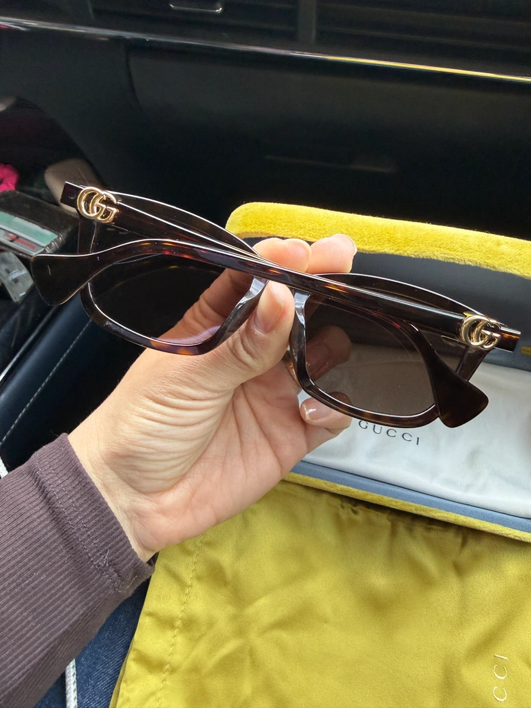 Gucci Sunglasses with Case - photo 3