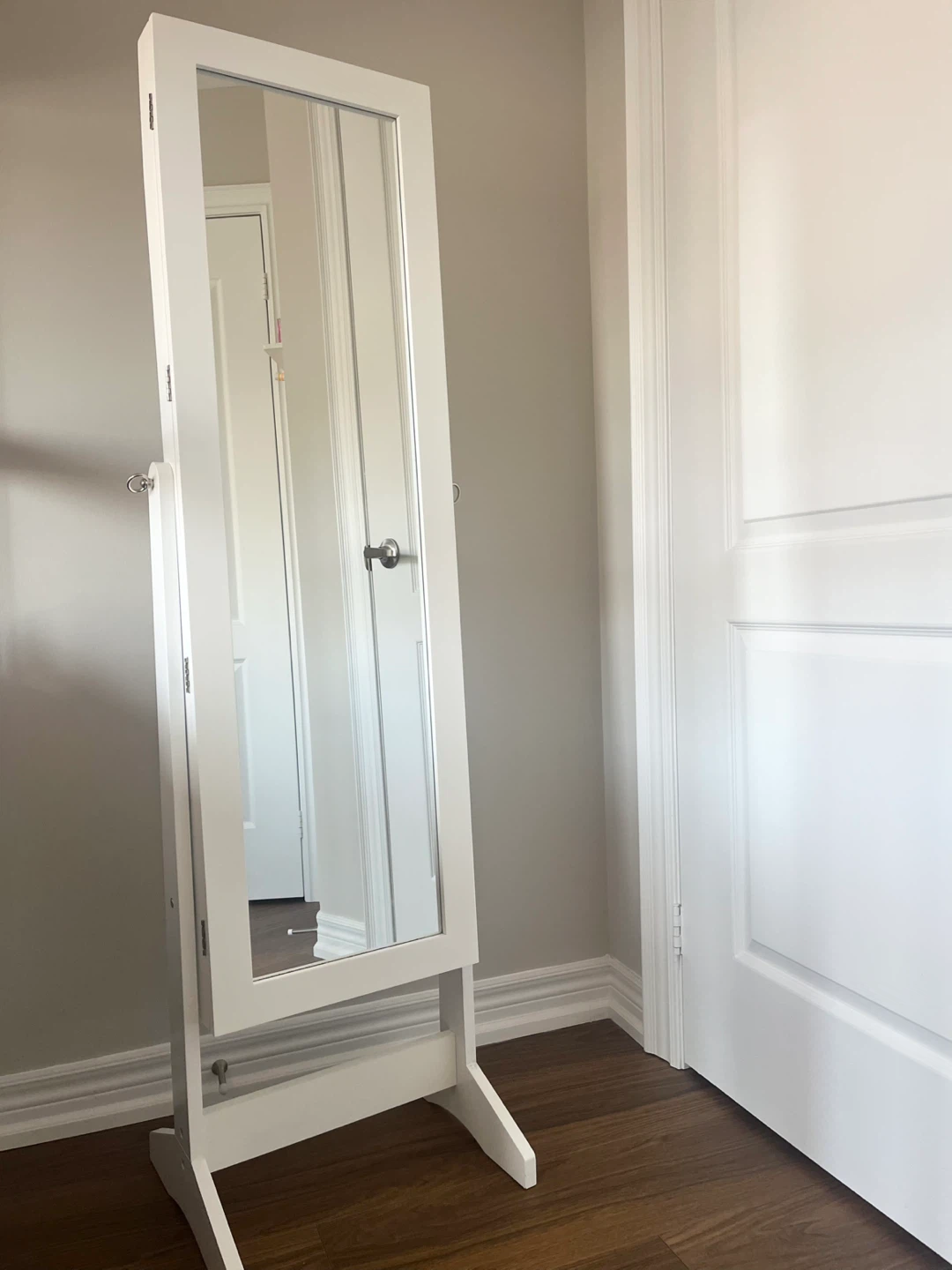 Full Length Standing Mirror with Jewellery Cabinet