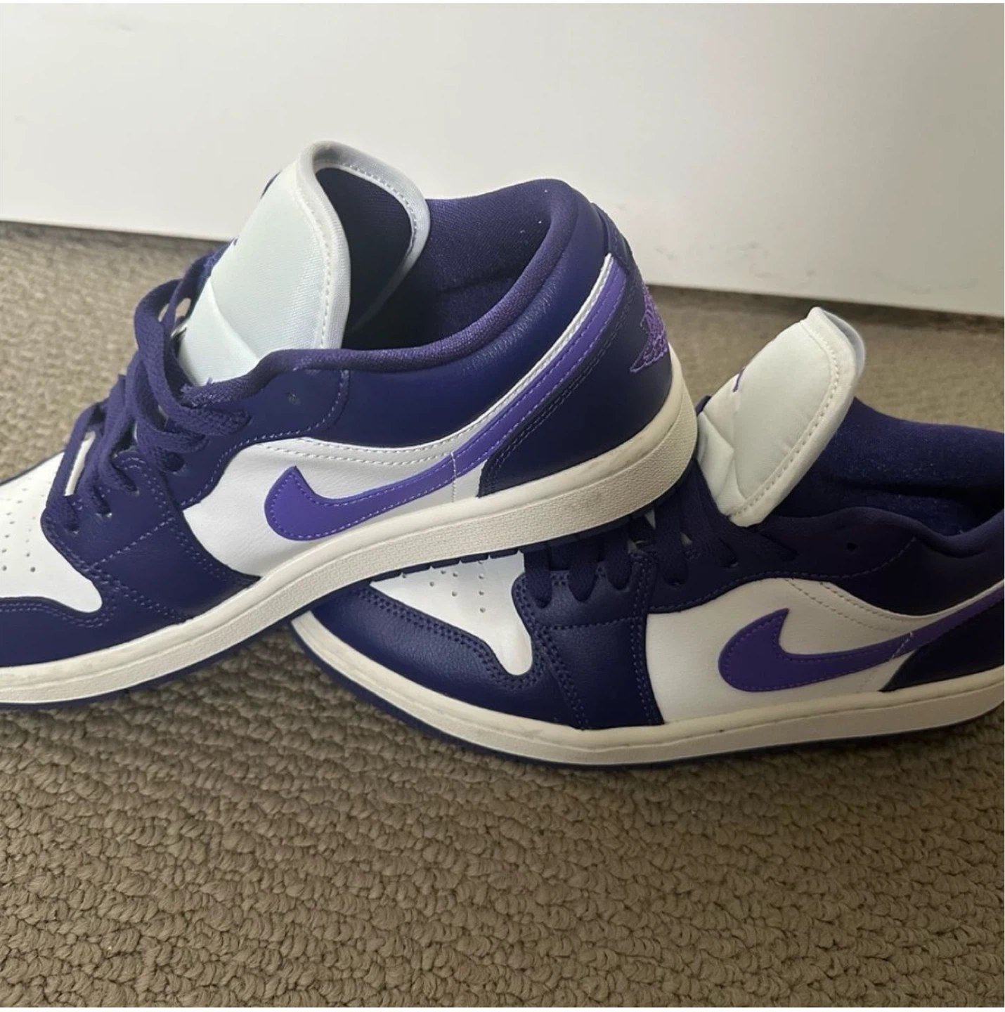 Air Jordan 1 Mid SE Purple White US 9 - photo 3