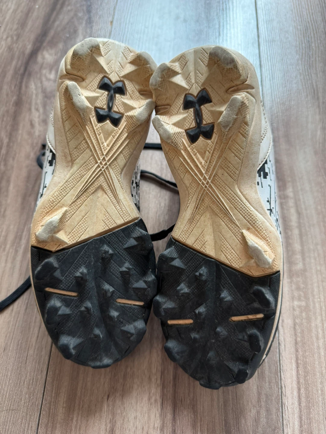 GUC Youth Size 13 Baseball Cleats - photo 3