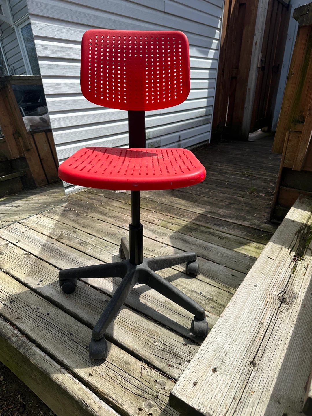 Red Adjustable Office Chair