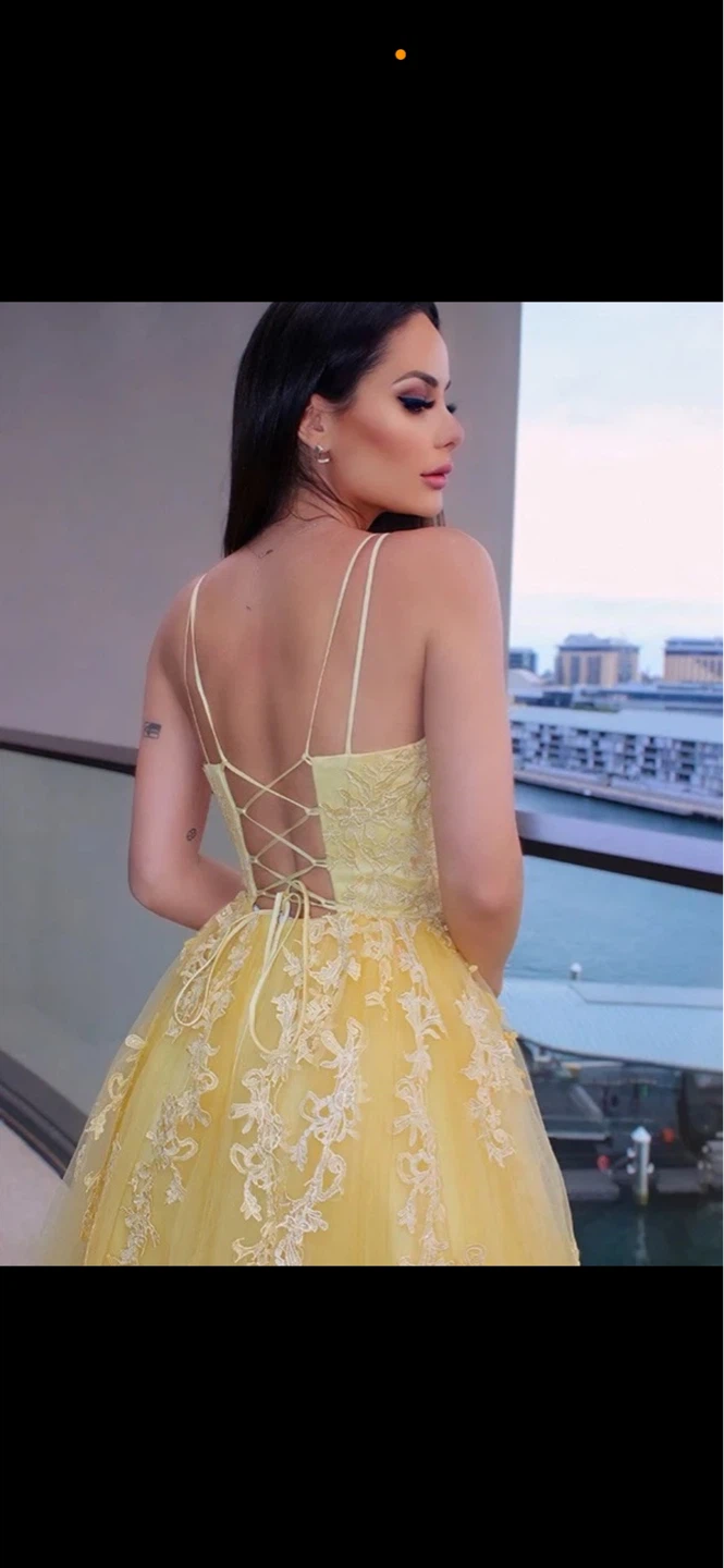 Women's Lace Tulle Formal Dress - photo 3