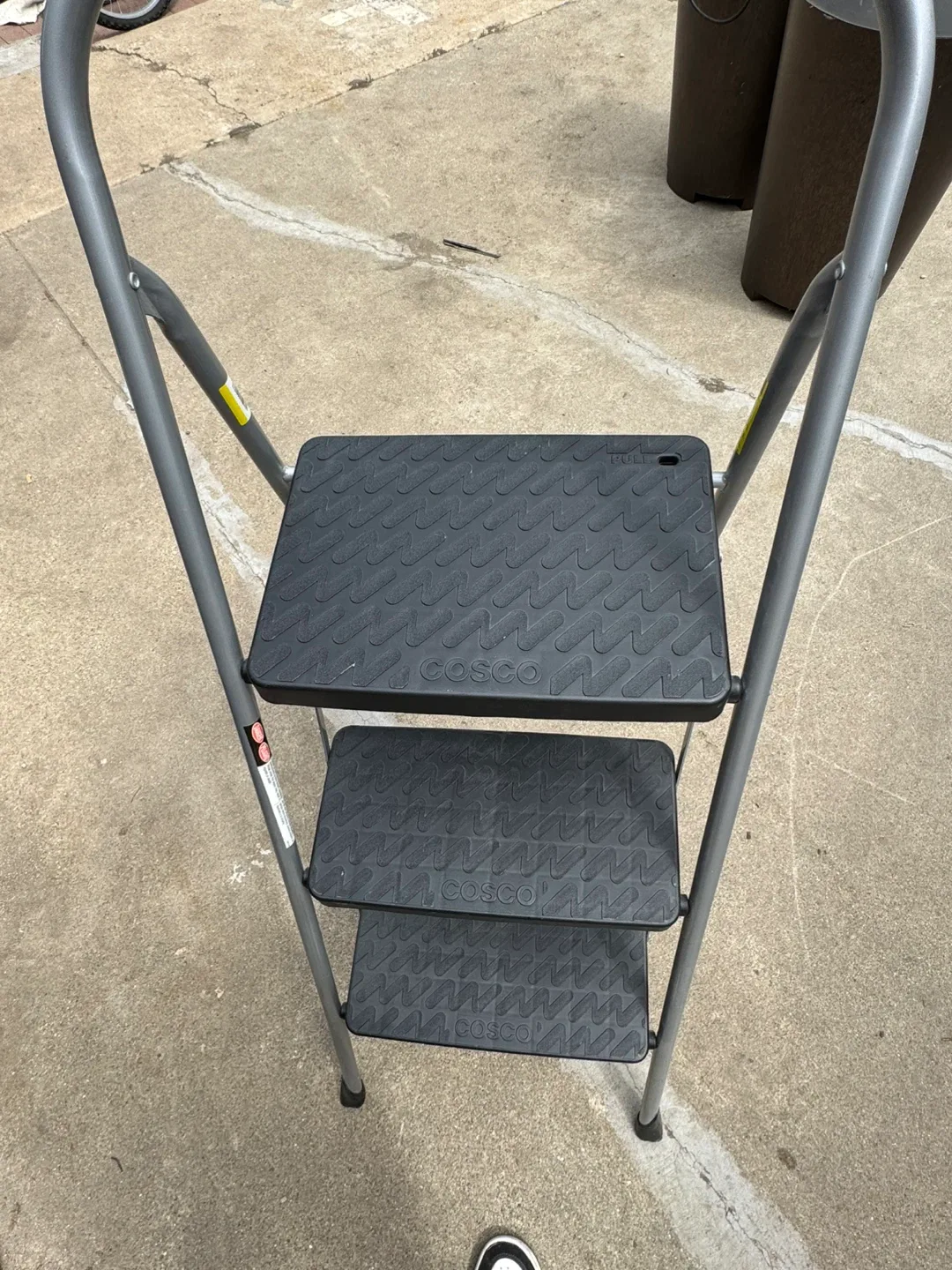 Cosco 3-Step Folding Step Stool Ladder - photo 2