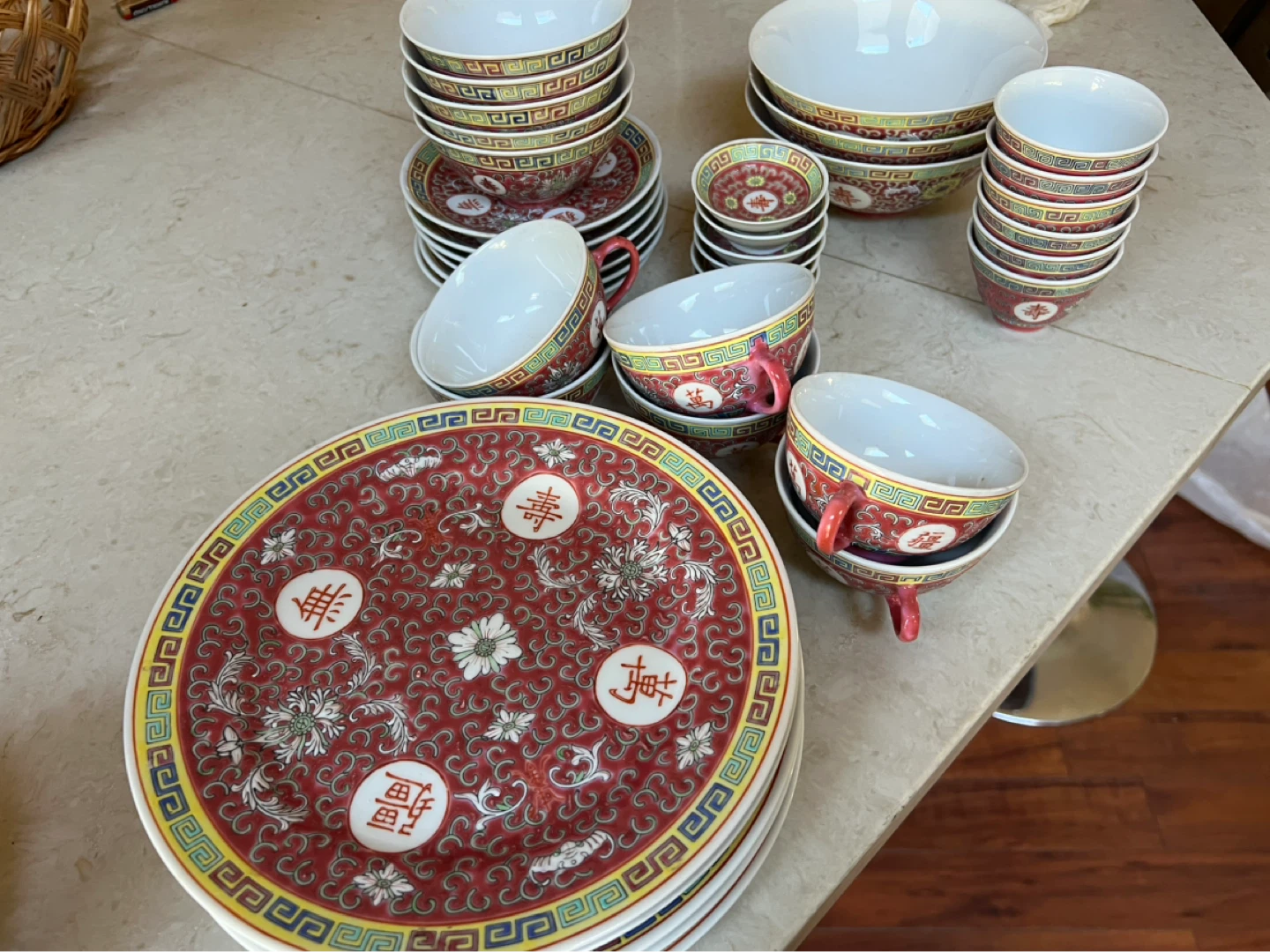 Chinoiserie Porcelain Dinnerware Set