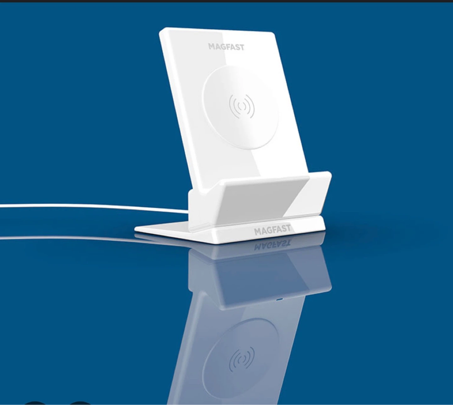 MAGFAST Air Alpine White Wireless Charger - photo 2