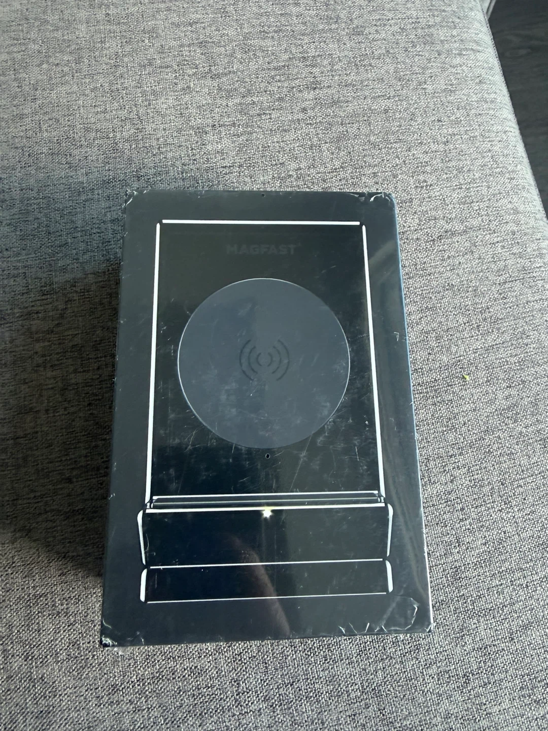 MAGFAST Air Alpine White Wireless Charger