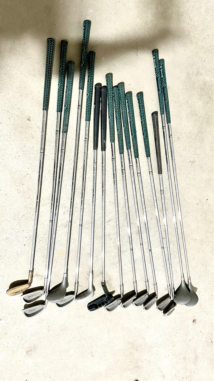 Left hand Spalding Golf Clubs Set