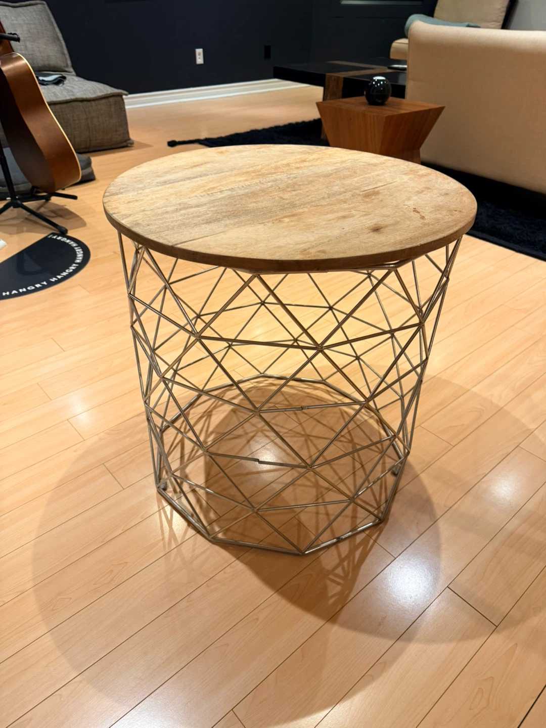 Round Wood Top Metal Wire Side Table