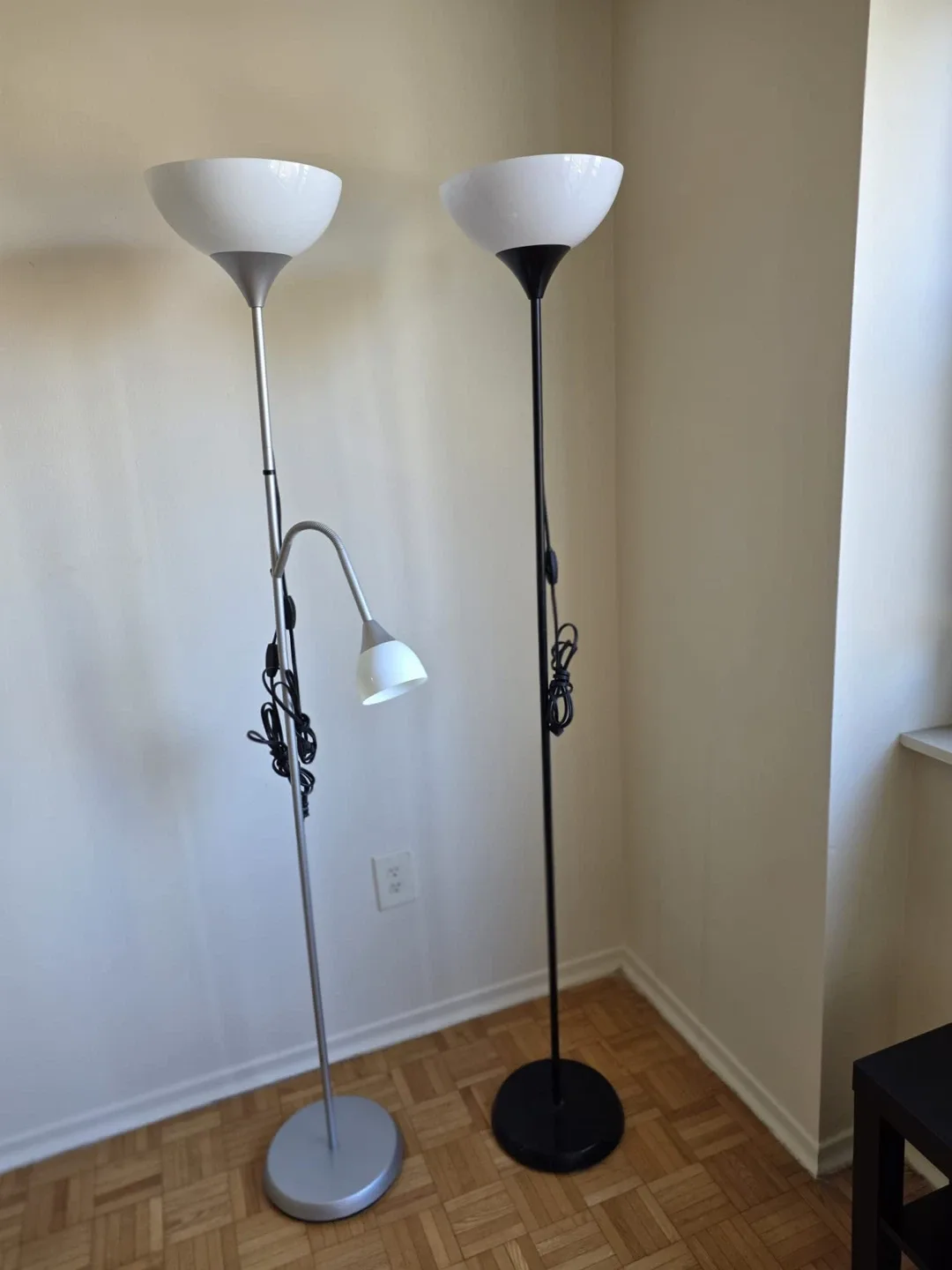 2 Floor Lamps for $25 ( Each $15)