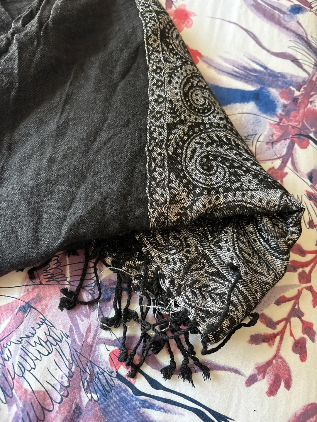 New Paisley Print Scarf with Fringe - photo 4
