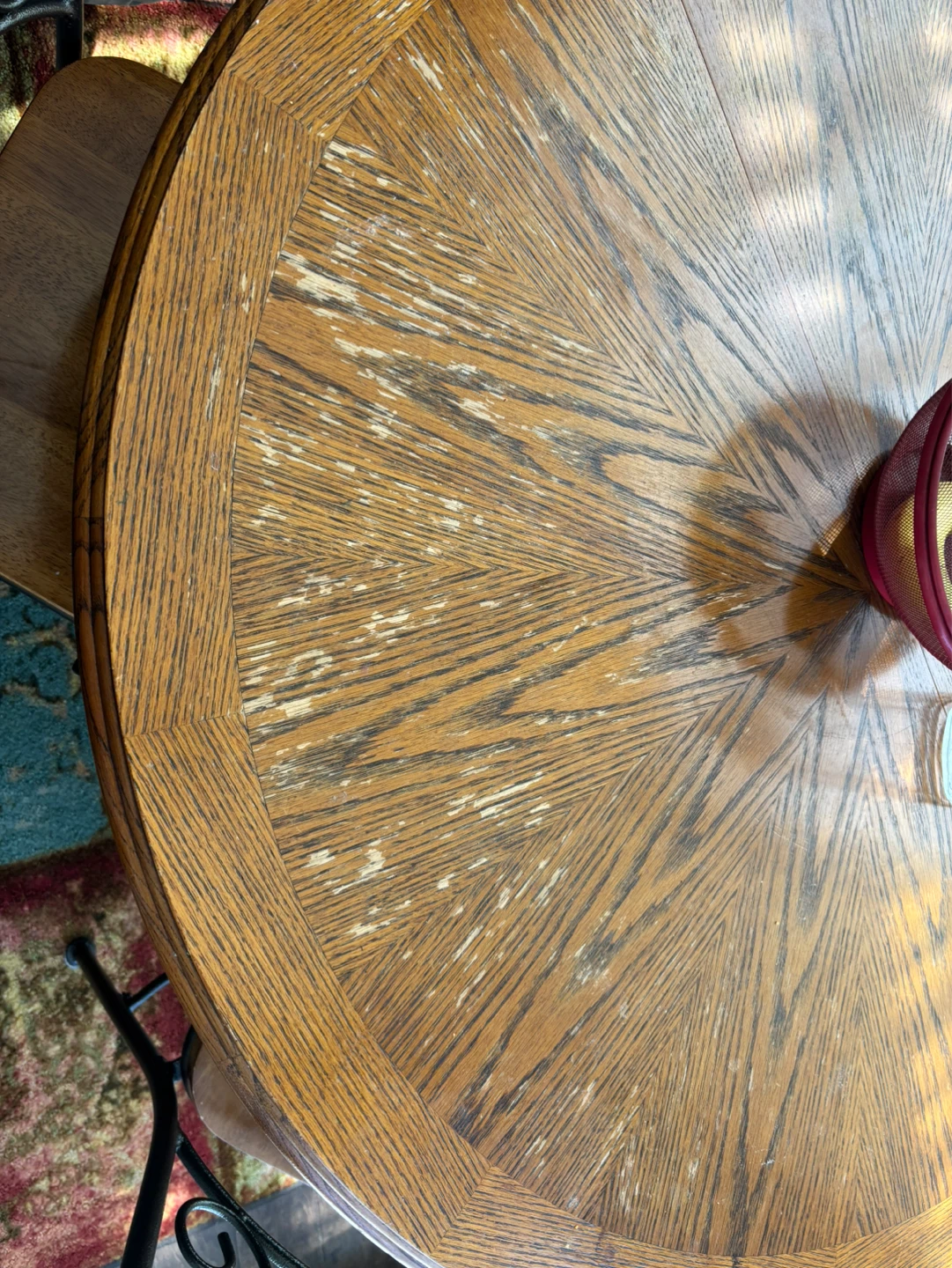 Round Oak Dining Table - photo 5
