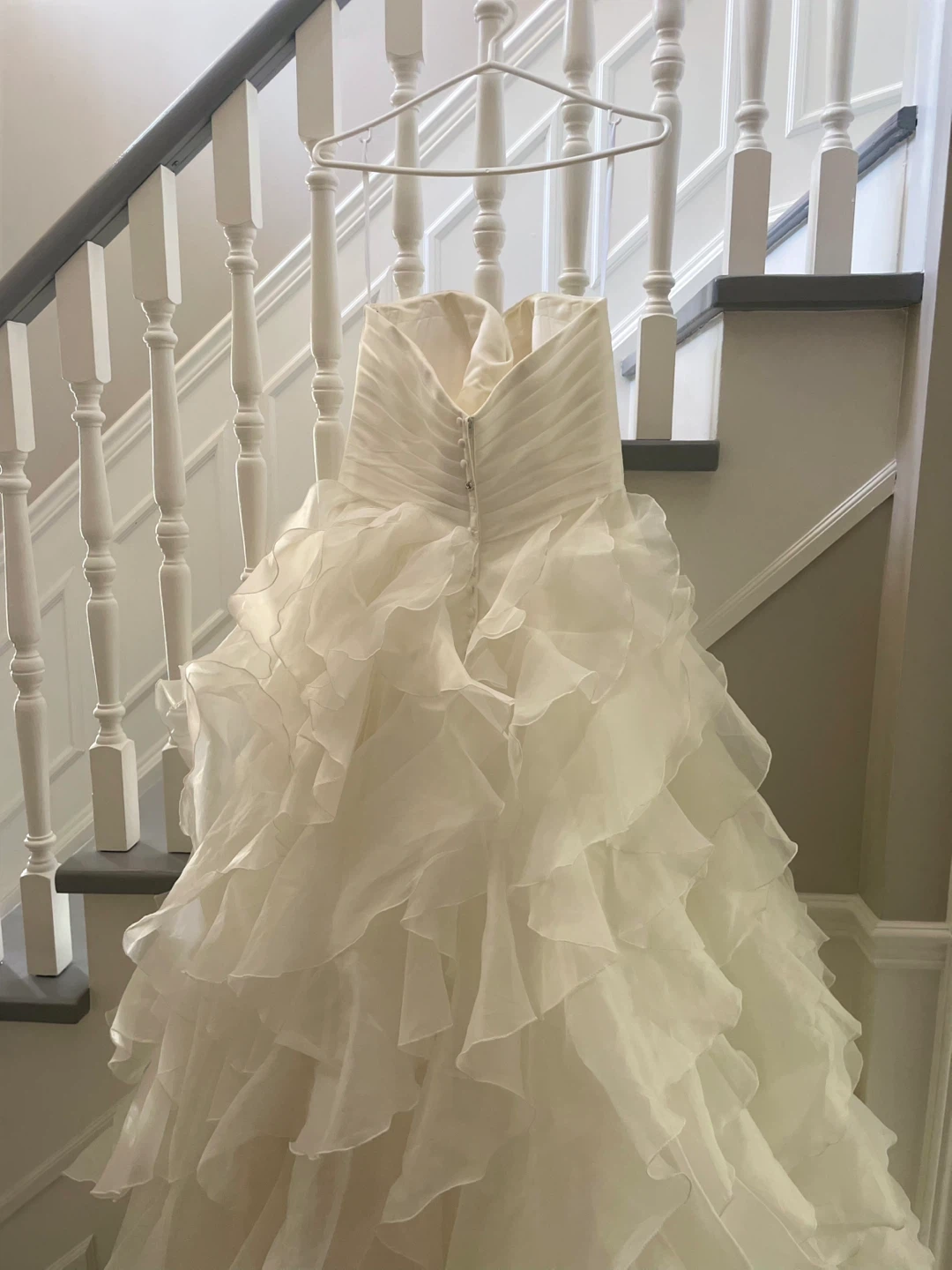 Ivory Strapless Wedding Dress - photo 5