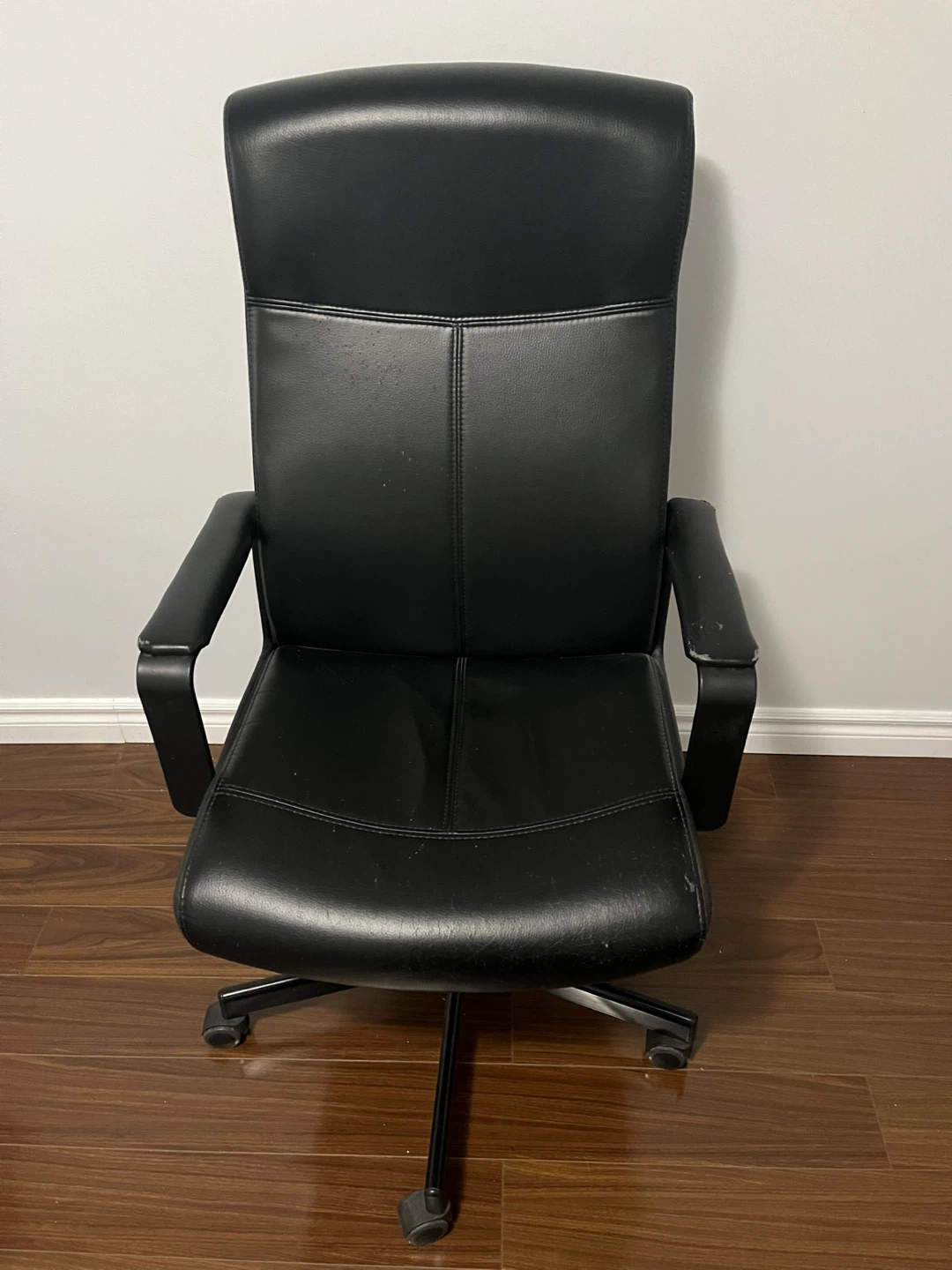 Ikea Table with a Chair - photo 5