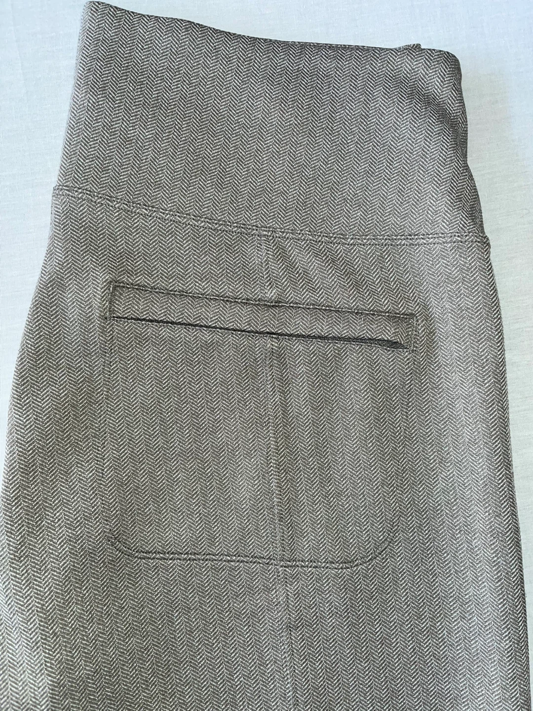 Athleta Women's Chevron Tight Leggings - Size L/G - photo 5
