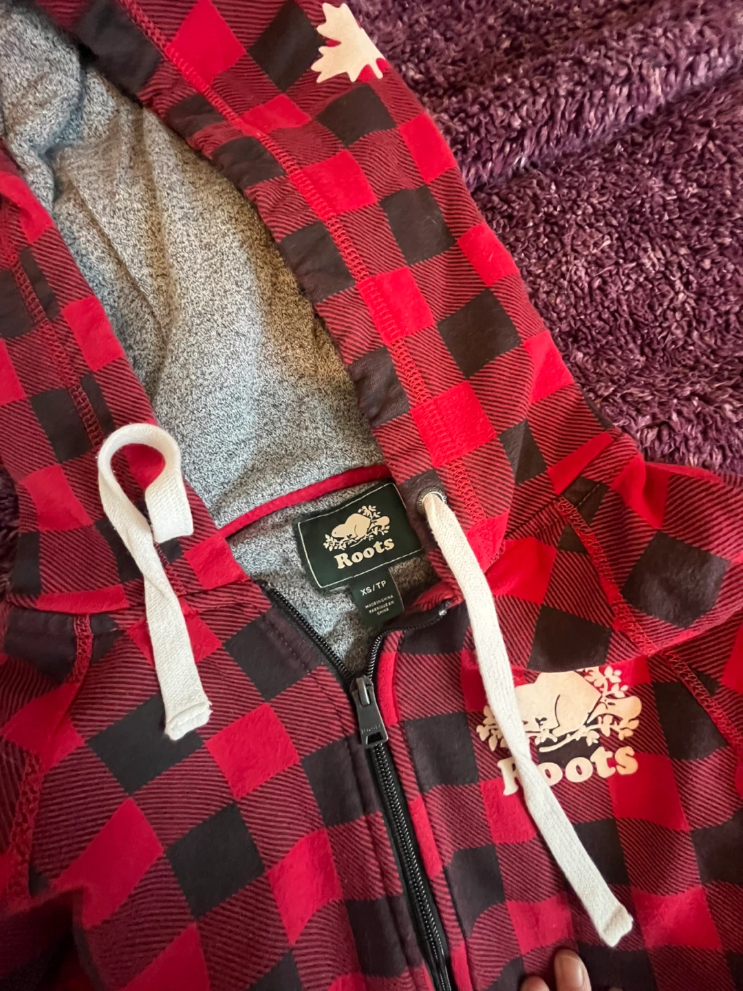 Roots Red and Black Buffalo Plaid Onesie - XS - photo 2