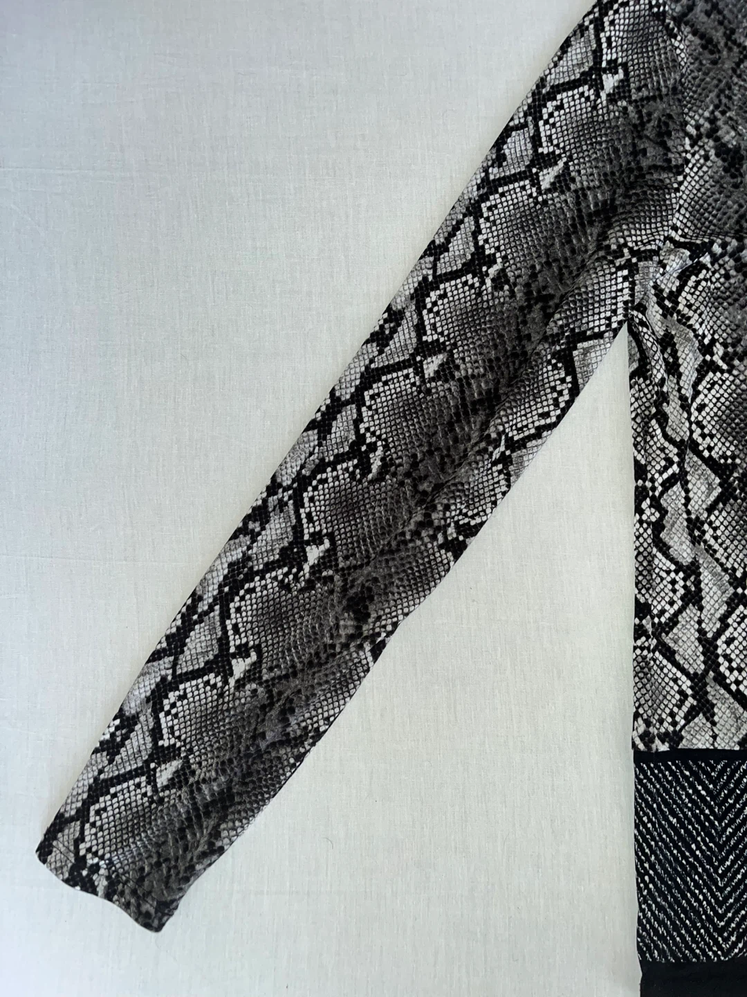 Michael Kors Snakeskin Print Long Sleeve Top - photo 4