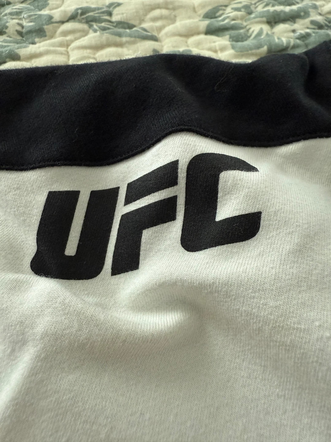 Reebok UFC Zip Hoodie - XL - photo 3