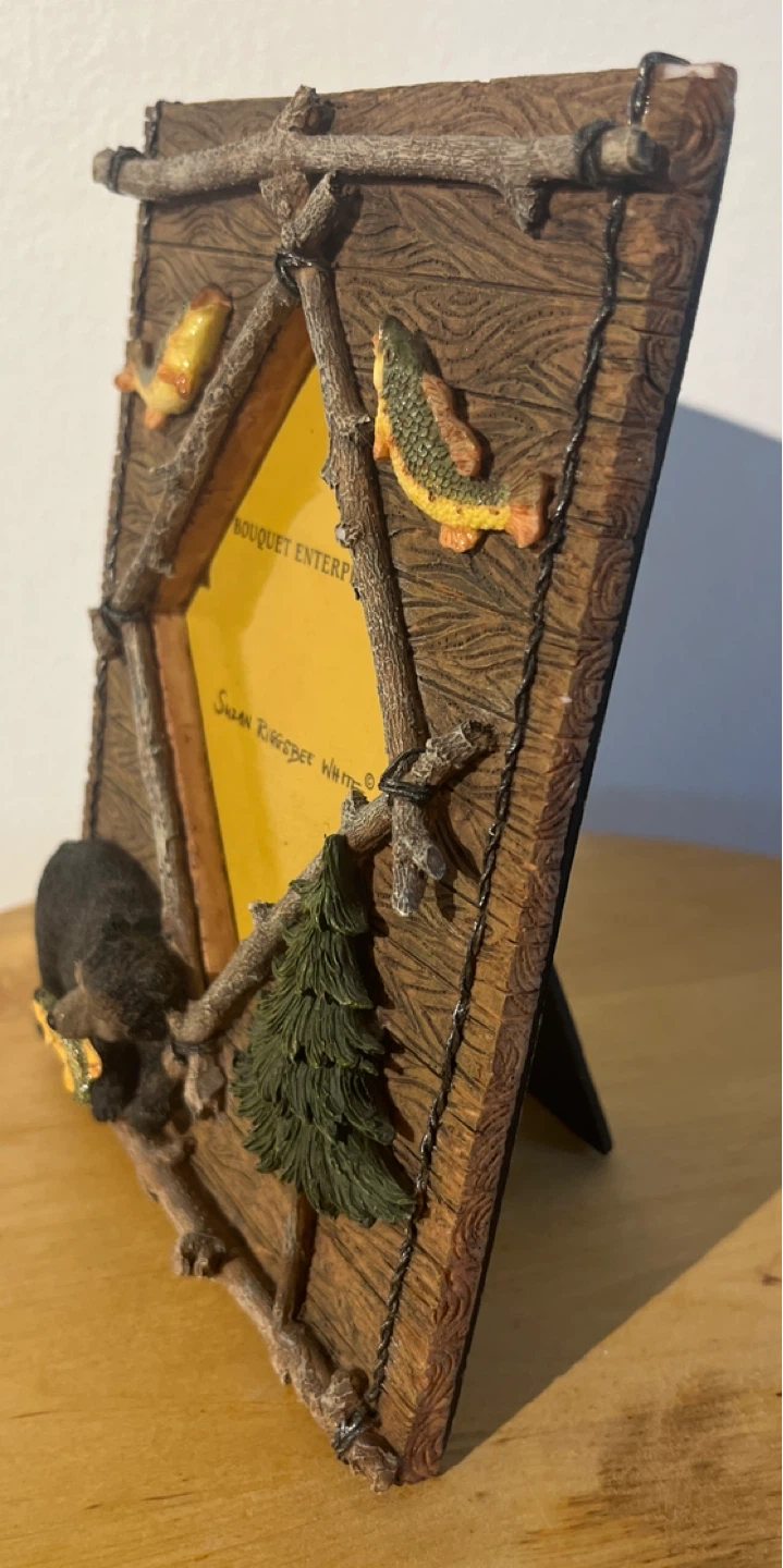 Rustic Bear and Fish Picture Frame - photo 3