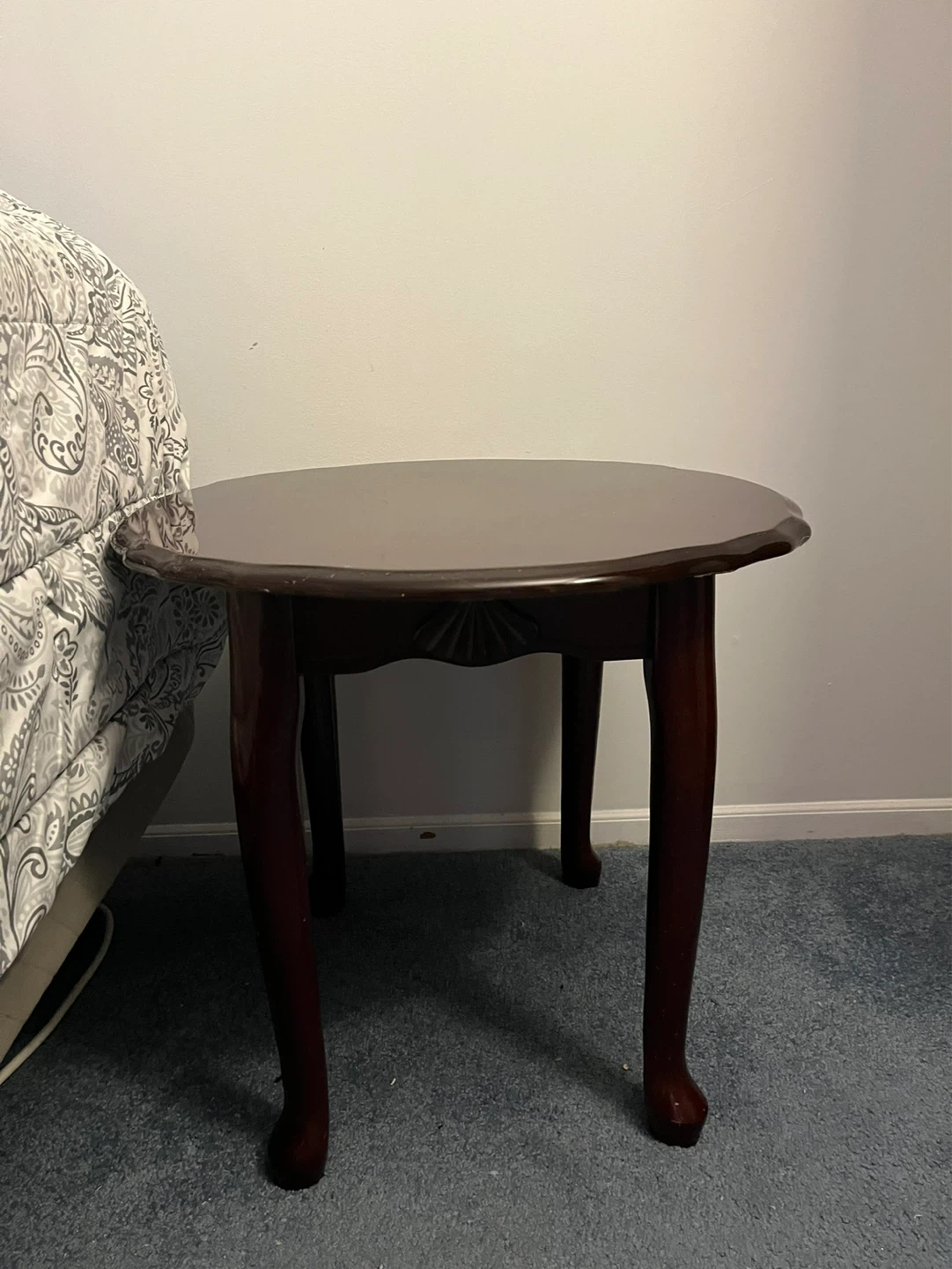 Round End Table