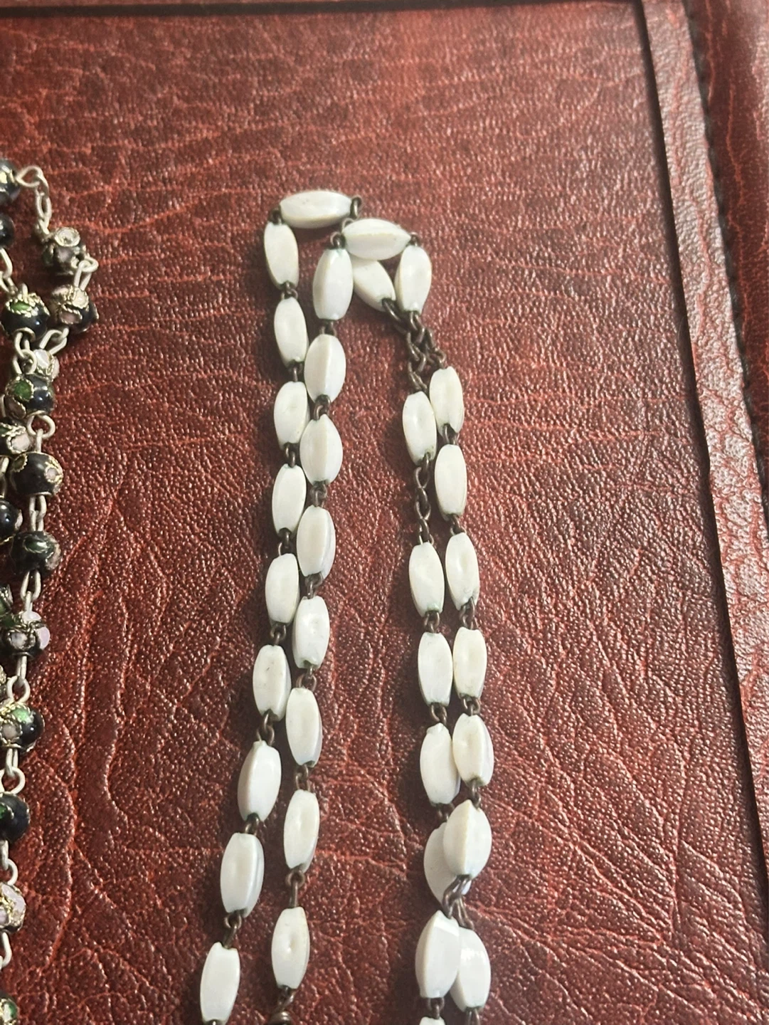 Vintage rosary’s white and Cloisonné - photo 4