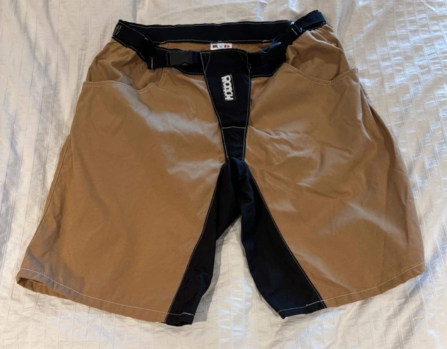 Vintage Roach Mountain Bike Shorts Size 33 (Fits 29-32) 90s MTB