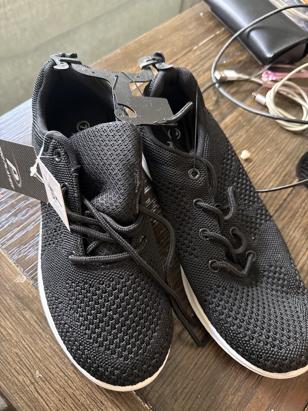 🌱Pro Player Black Running Shoes Size 7