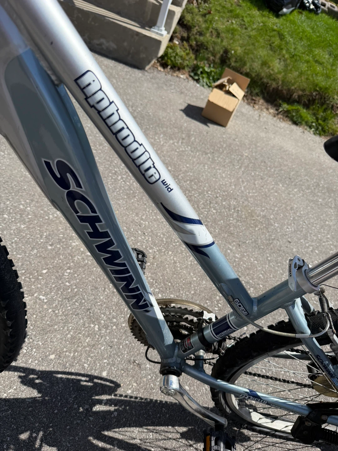 Schwinn Aphrodite Wid Mountain Bike - photo 2